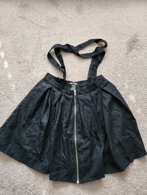 Hottopic Suspender Skirt